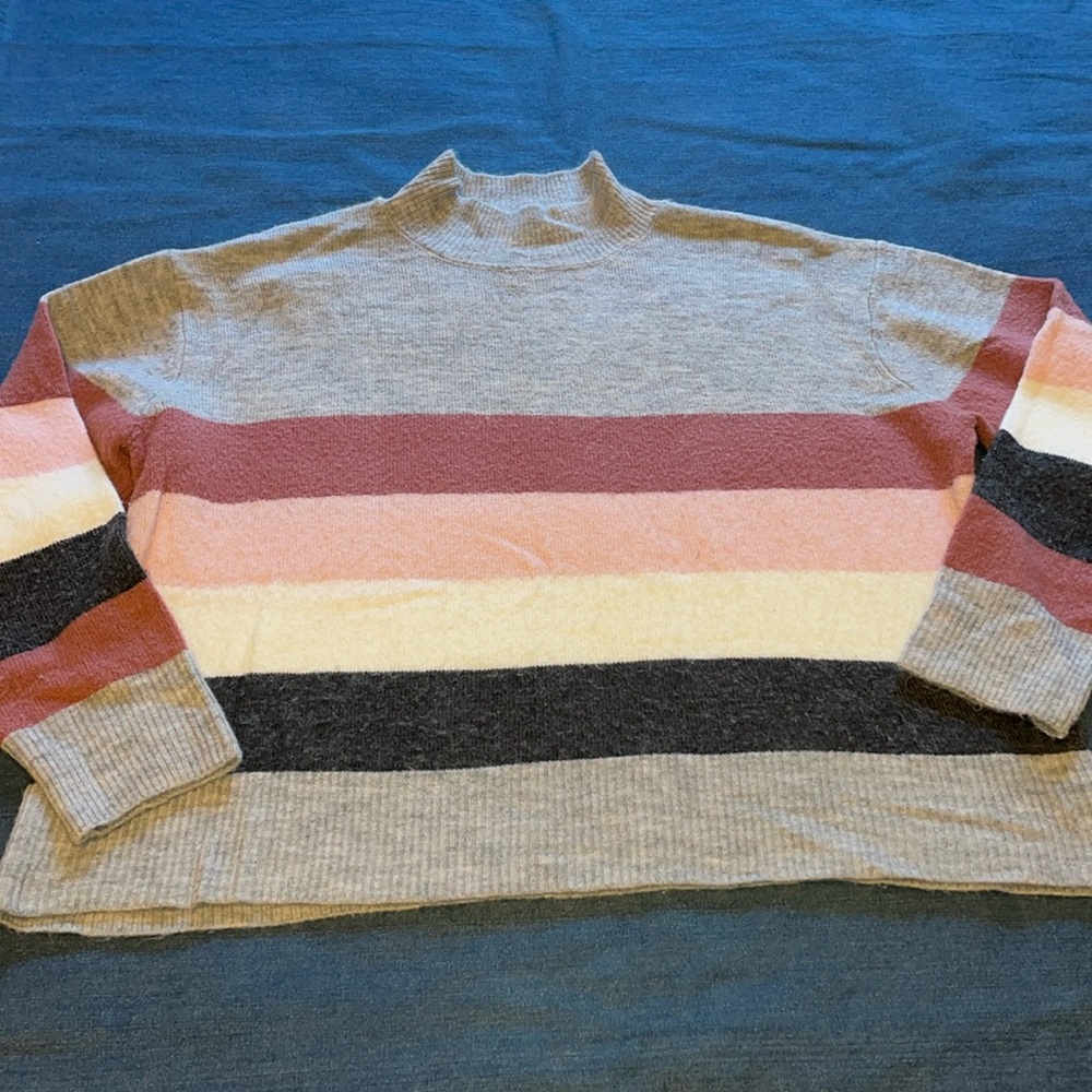 Mock turtle neck striped sweater XL, lightweight